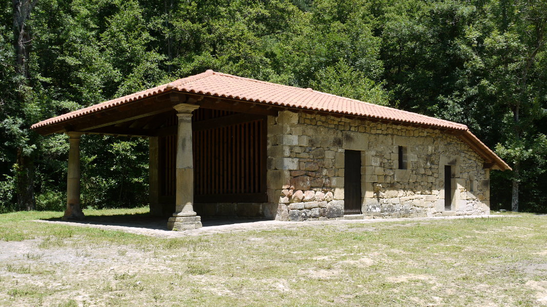 Sarriako Asentzio Txiki ermita Berriz aldean