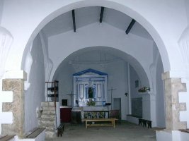 INTERIOR DE LA ERMITA