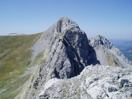 Atxarretik ikusita, ekialdetik