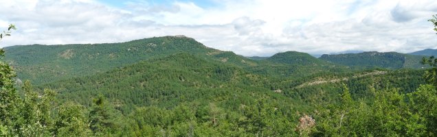 Orlagatu inguruko mendiak Biskatik