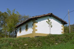 San Eloy ermita Eulate aldean