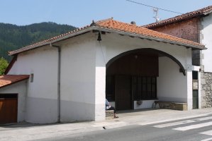 Santakutz ermita Berriatuan