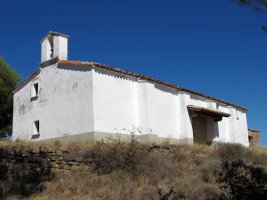 Santa Barbara ermita Mañeru aldean