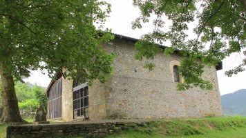 San Pantaleon ermita, Zalla