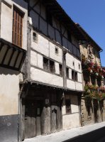 Ardixarra etxea. Bertan dago turismo bulegoa.