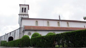 San Martin eliza, Akamarre
