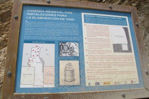 Erdi Aroko bizitzaren kartela, Faltzes