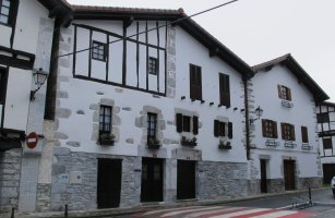 Domingonea etxea, Igantzi