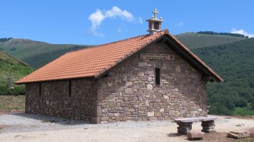 Santiago ermita, Almandoz-Belate