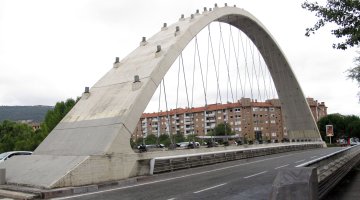 Oblatas zubia, Iruñea