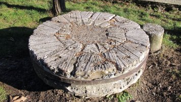 Errota harria errota inguruan, Bidankotze