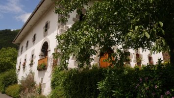 Antzi etxea, Berrobi