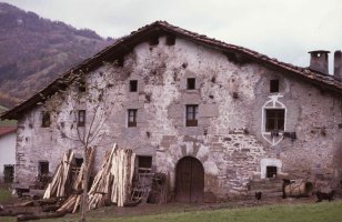 Sarobe etxea, Elduain