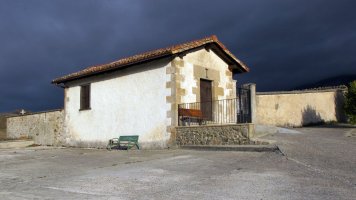 Ermita, Albeiz-Asparrena