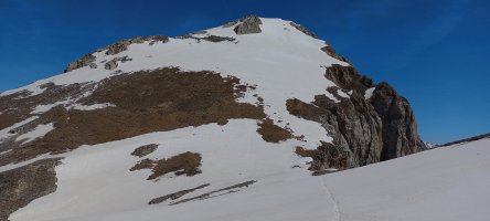 Atxerito (2374m) ekialdeko lepotik