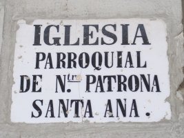 Santa Ana eliza, Buñuel
