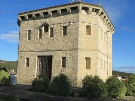 Almoreta Dorrea, Langraiz Oka-Iruña Oka