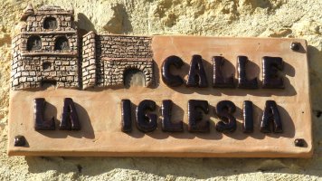 Eliza Kalea, Sobron-Lantaron