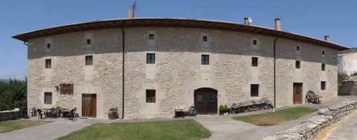 Leziaga etxea, Azantza