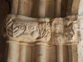 San Vicente eliza, Larunbe