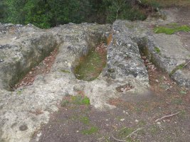 Santiago nekropolia, Pinedo-Gaubea