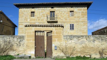 Jauregia, Lacorzanilla-Berantevilla