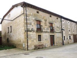 Etxea (Eguzkitza Kalea 1), Zambrana