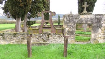 Hilerri zaharra, Berantevilla