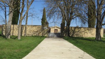 Santa Eulalia hilerria, Urizaharra