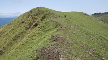 Mendieder tontorra mendebaldetik