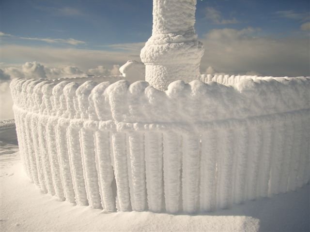 Aloñako gurutzea eta inguruak aurtengo neguan