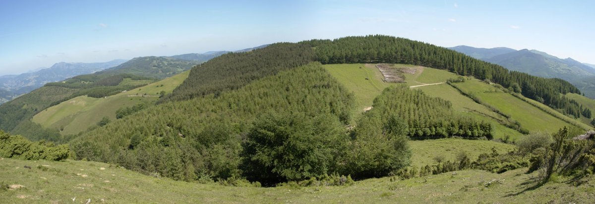 Ulimendi, Ulizarren iparraldean dagoen muinoa