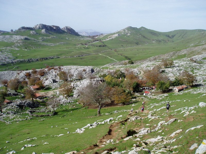 Urbia, Aizkorrira igotzen den bidearen hasieratik ikusita