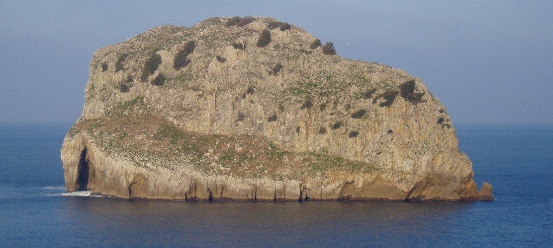 Aketx uhartea hego-mendebaldetik ikusita