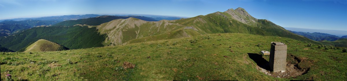 Orbizkaiako gailurra (1656m) eta Orhi