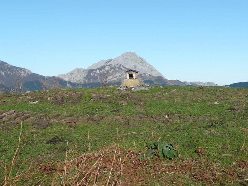 Tontorra. Atzean, Anboto