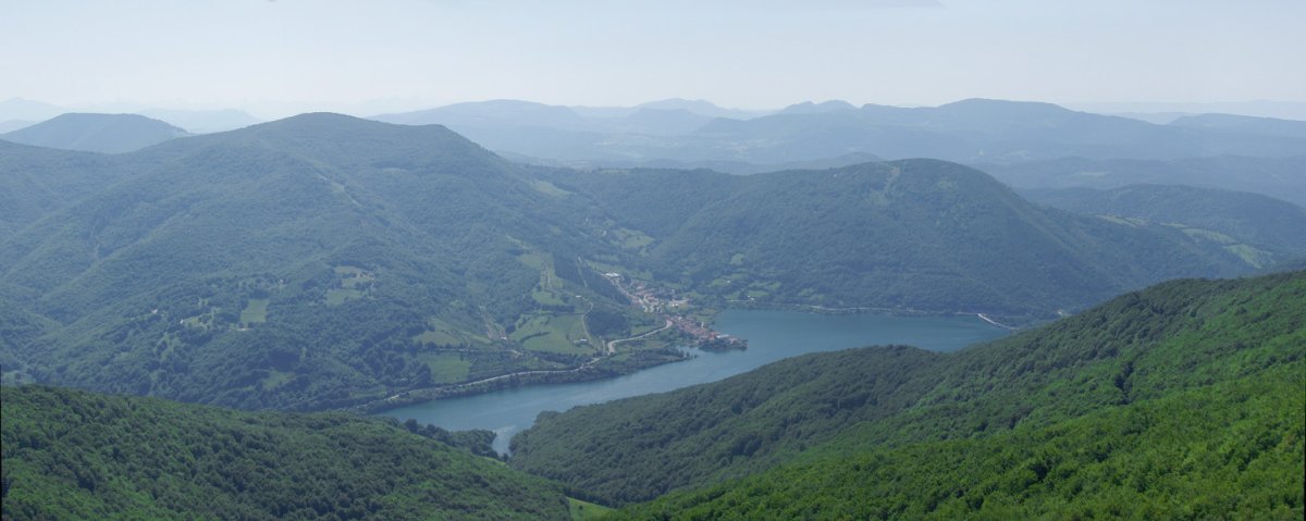 Iramendi eta Azegia Goitiko Gainetik