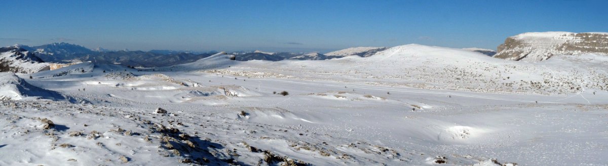 Usabide eta Lizarraga inguruko gainak Dorrokotekatik