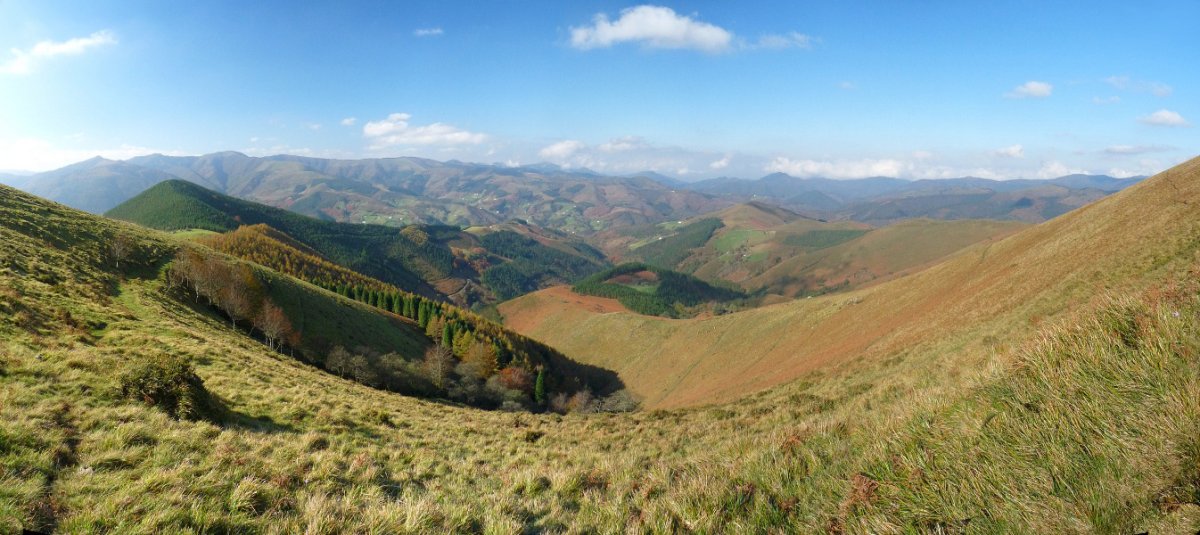 Panorama zabala Arramaletako lepotik