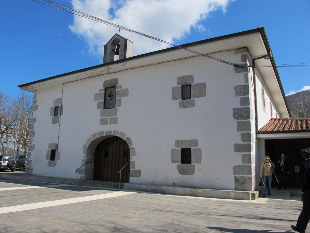 Andra Mari ermita Larraitzen