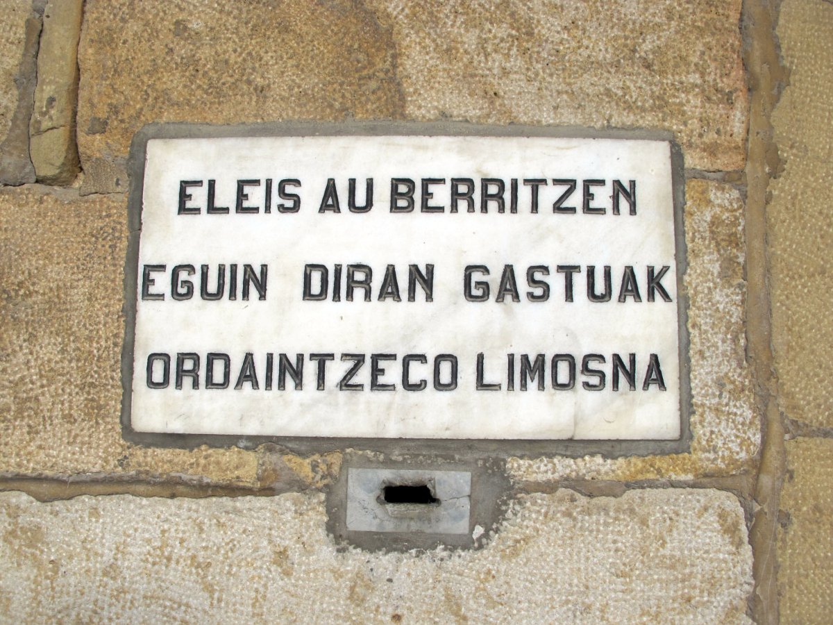 Andra Mari Sokorrokua Usurbilen