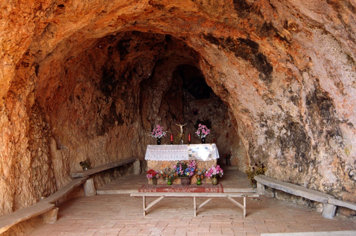 San Roman ermita Bernedon