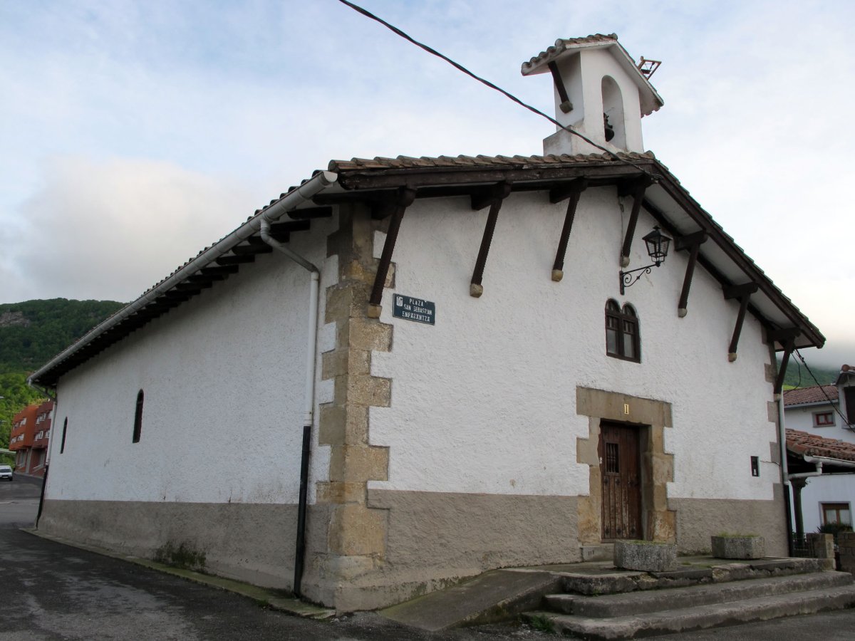 San Sebastian ermita Olaztin