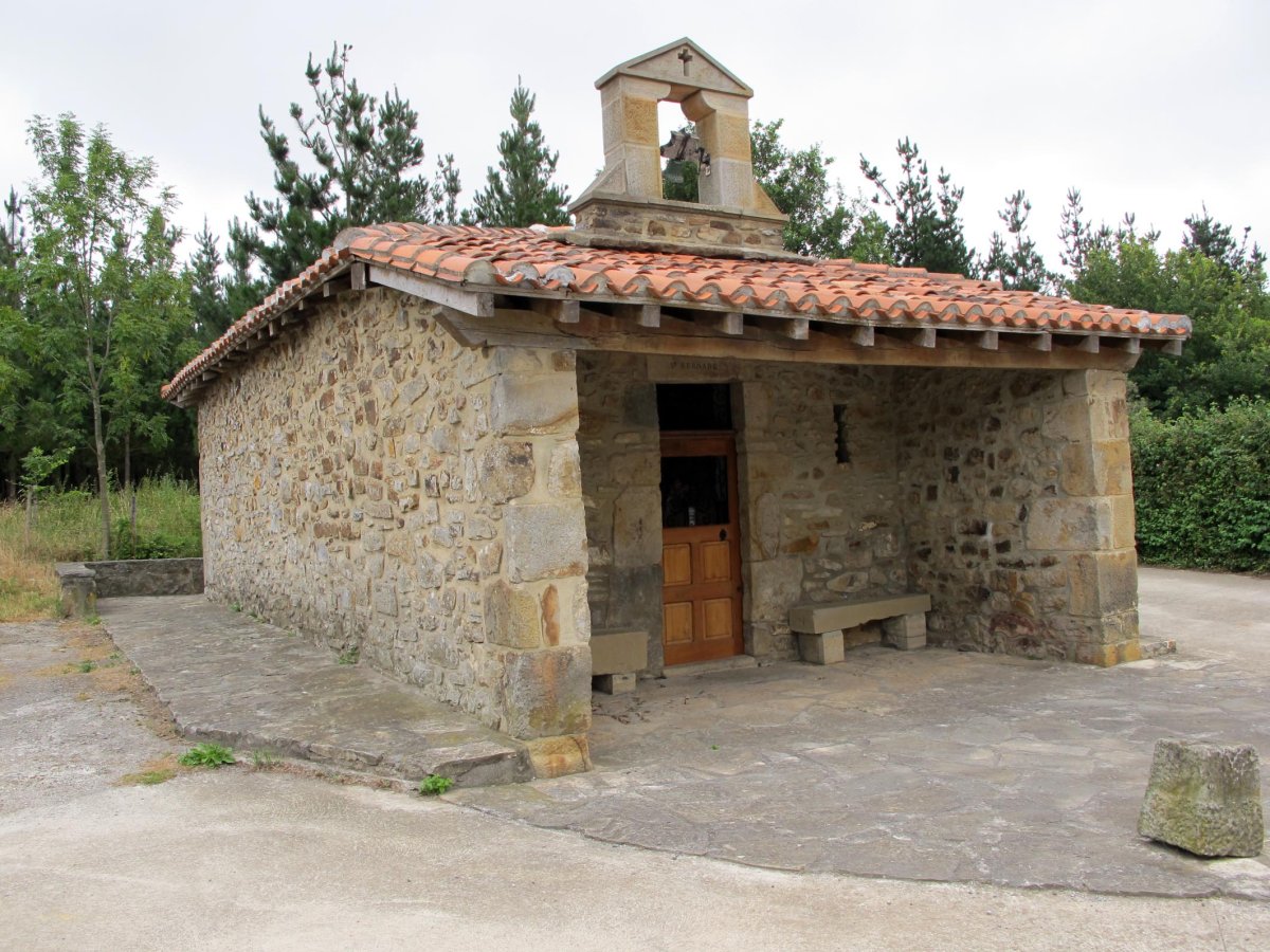 San Bernabe ermita Apotzaga auzoan