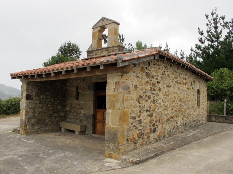 San Bernabe ermita Apotzaga auzoan