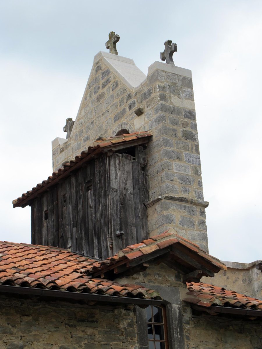 Haranbeltz ermita Irura Asme aldean