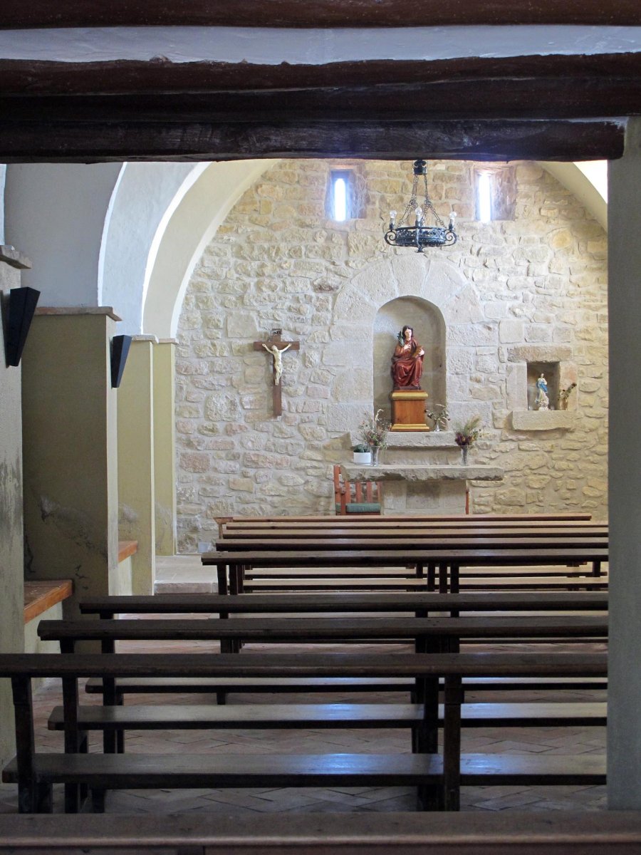 Santa Barbara ermita Mañeru aldean