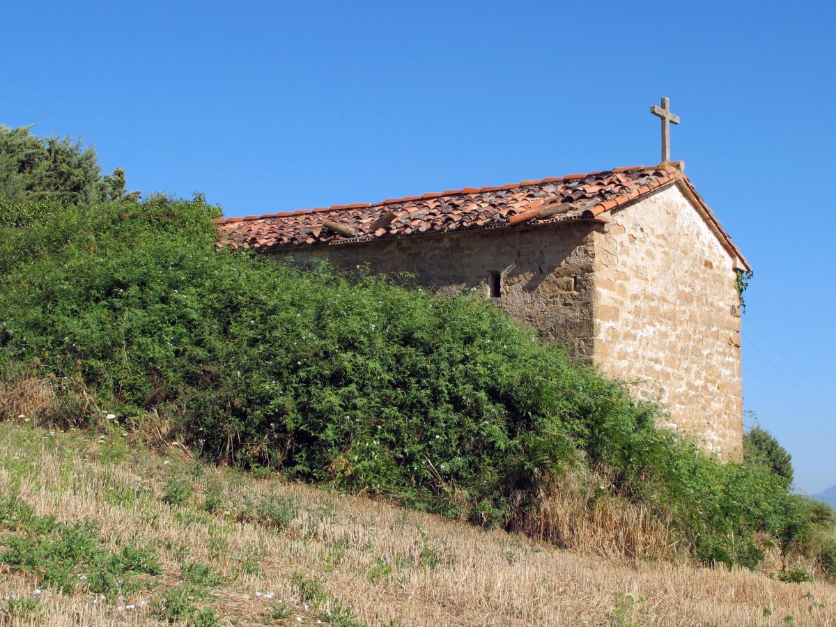 Doniatzu ermita Muru-Astrain aldean