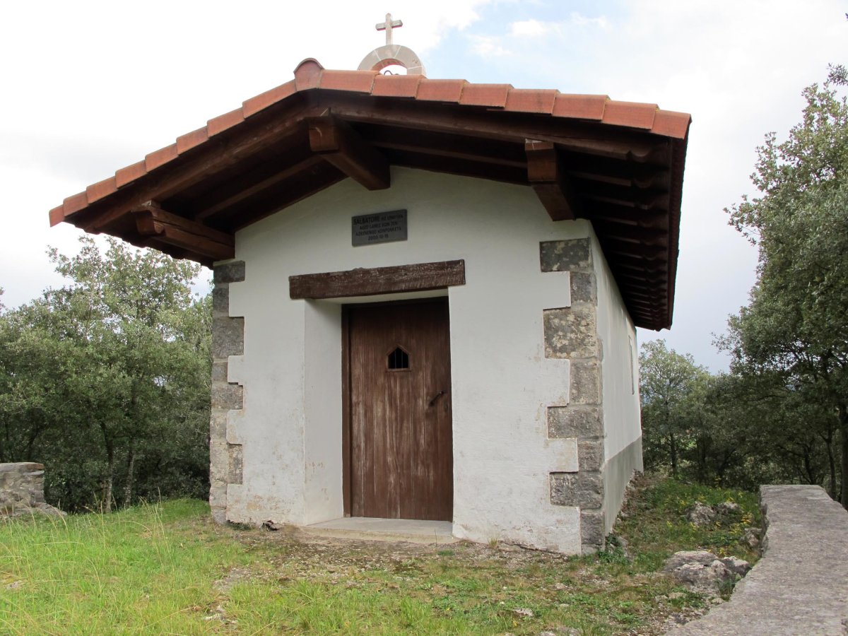 Salbatore ermita Deba aldean