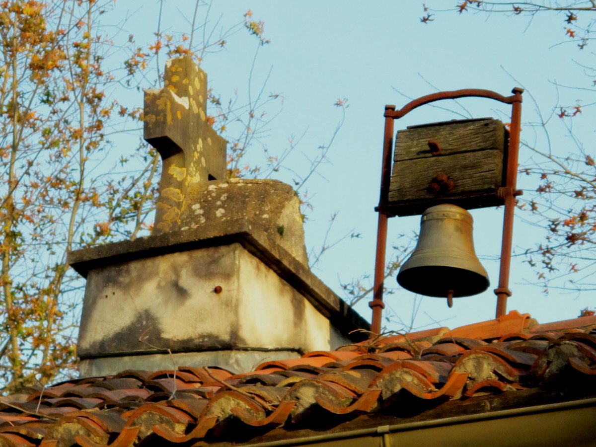Chapelle de Serres ermita Azkaine aldean